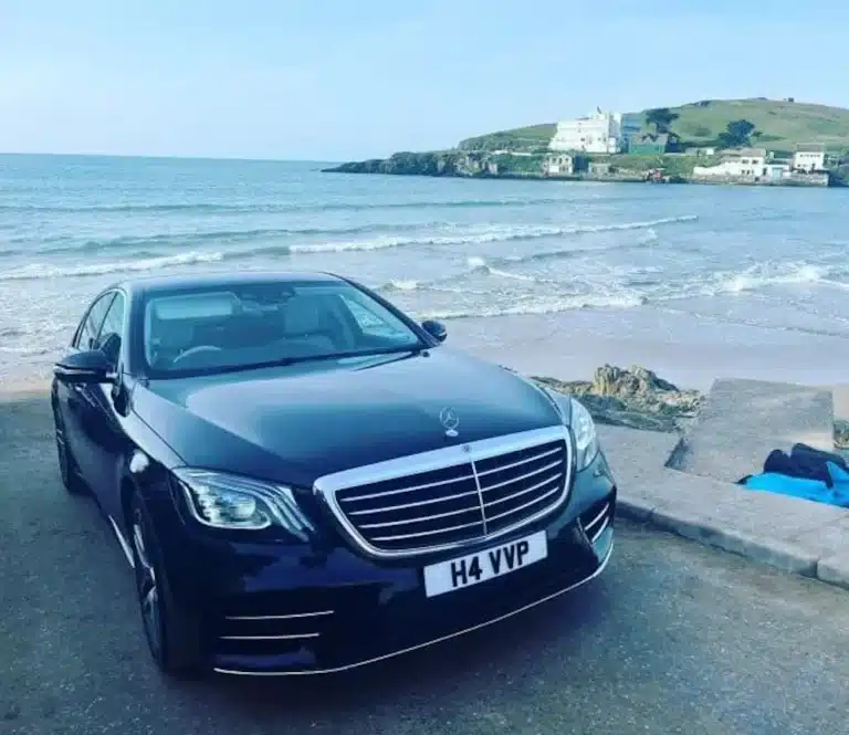 The Benefits of Hiring a Chauffeur for Corporate Events